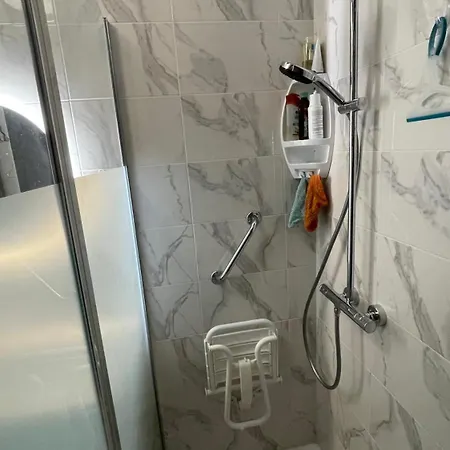 アパート Terrasse, Centre-ville, 5 Min De La キャバレール・シュル・メール